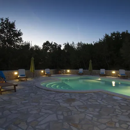 Fuer 8 Personen Ca 230 Qm In Stanisovi, Istrien Bucht Von Rasa Apartment *